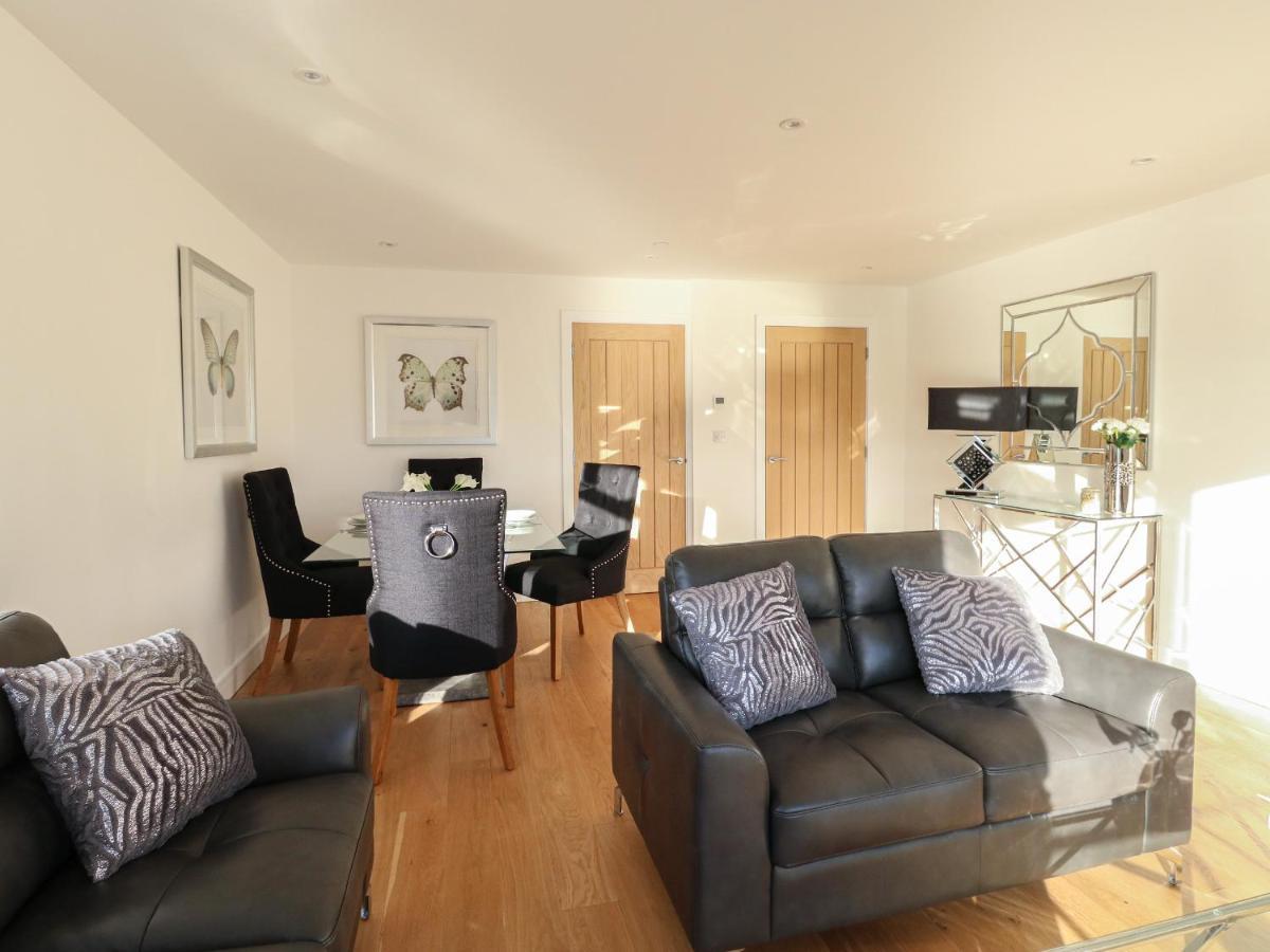 Harbourside Haven Apartment 3 Weymouth Bagian luar foto