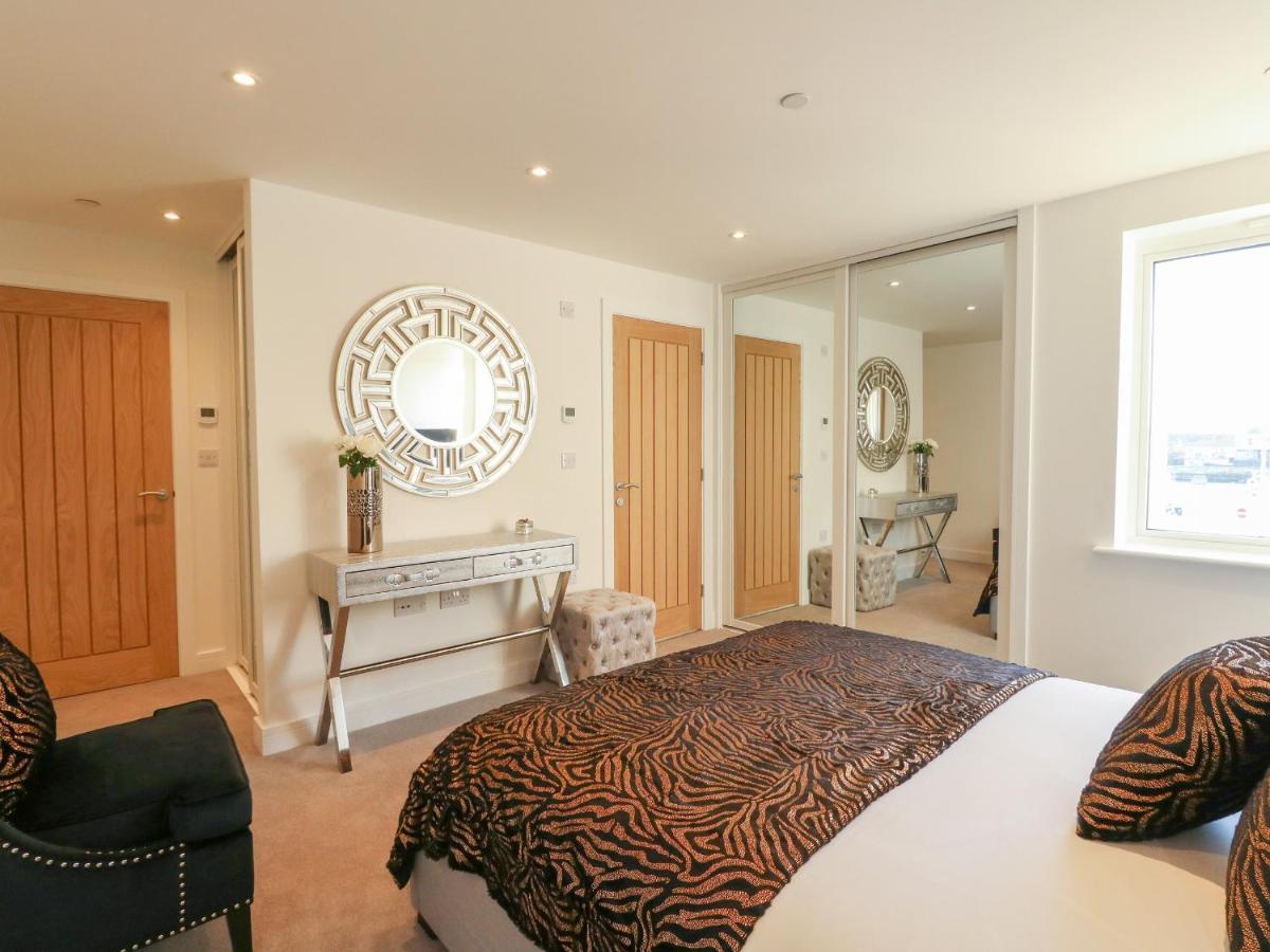 Harbourside Haven Apartment 3 Weymouth Bagian luar foto